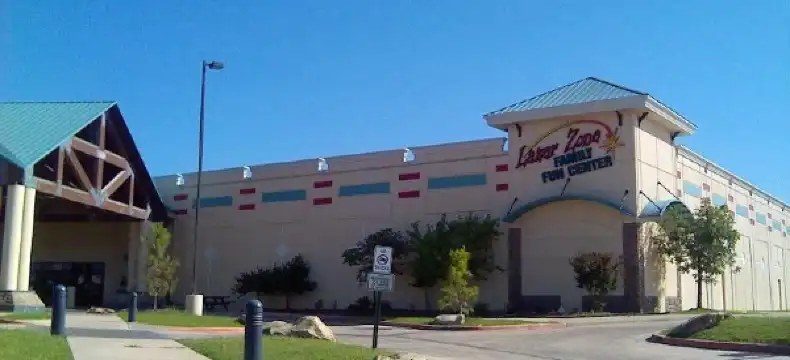 Hotels in Pontotoc County