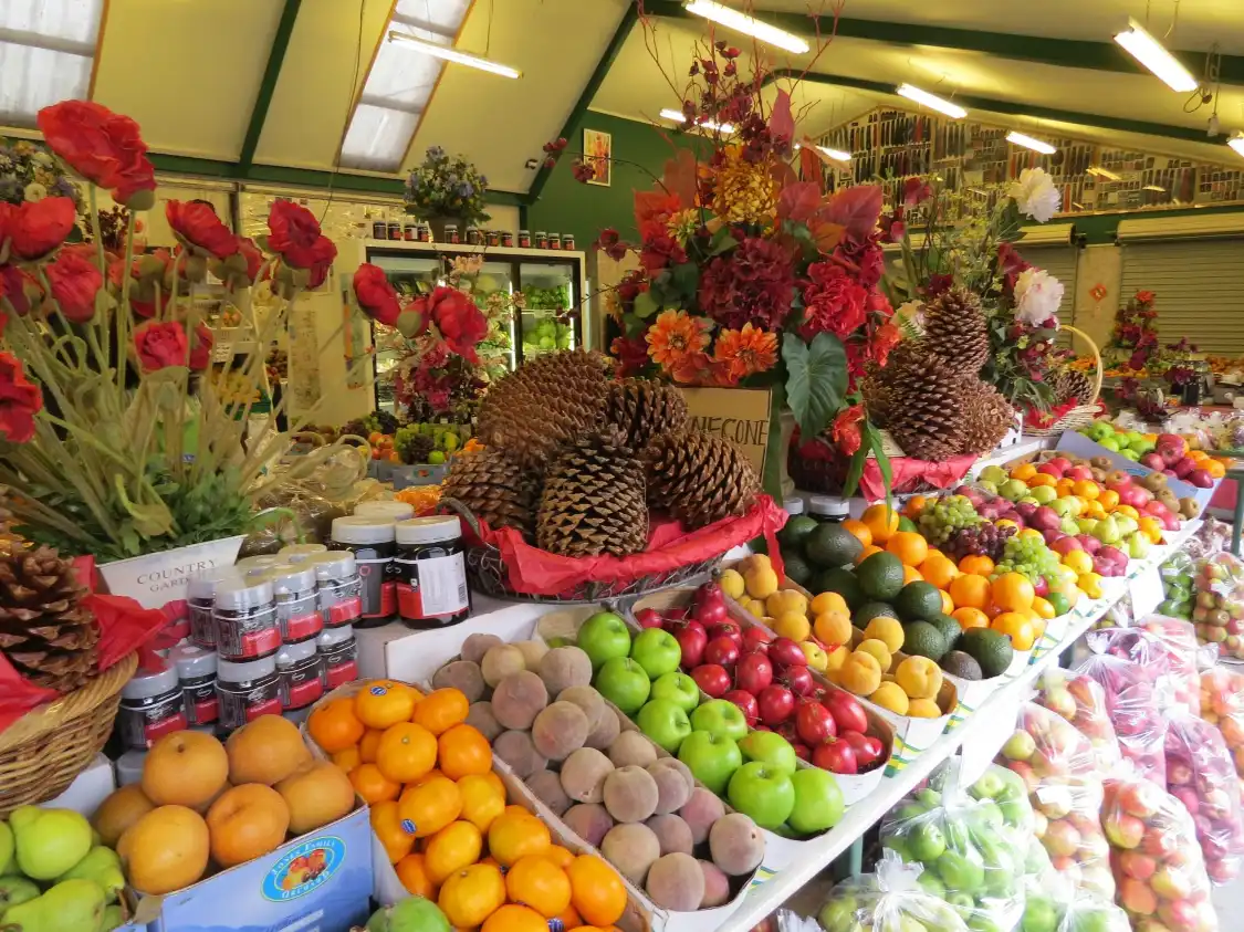Hotels near Jones Family Fruit Stall