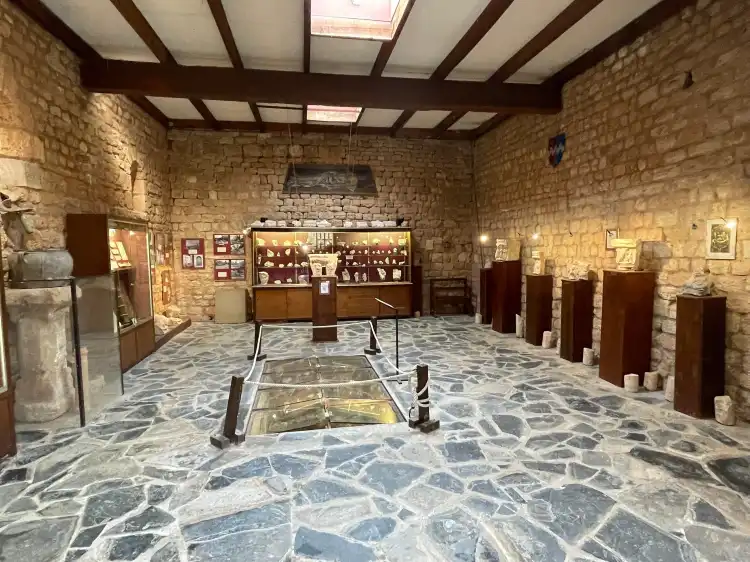 Hotels in Cazouls-les-Beziers