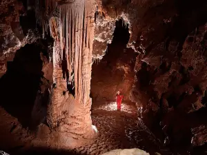 Clamouse cave