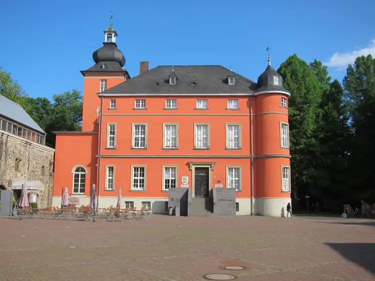 Hotels in der Nähe von Park der Sinne an der Burg Wissem