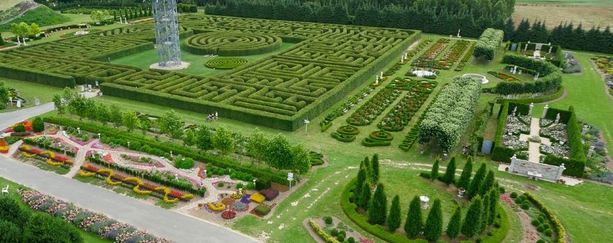 Themed gardens Hortulus