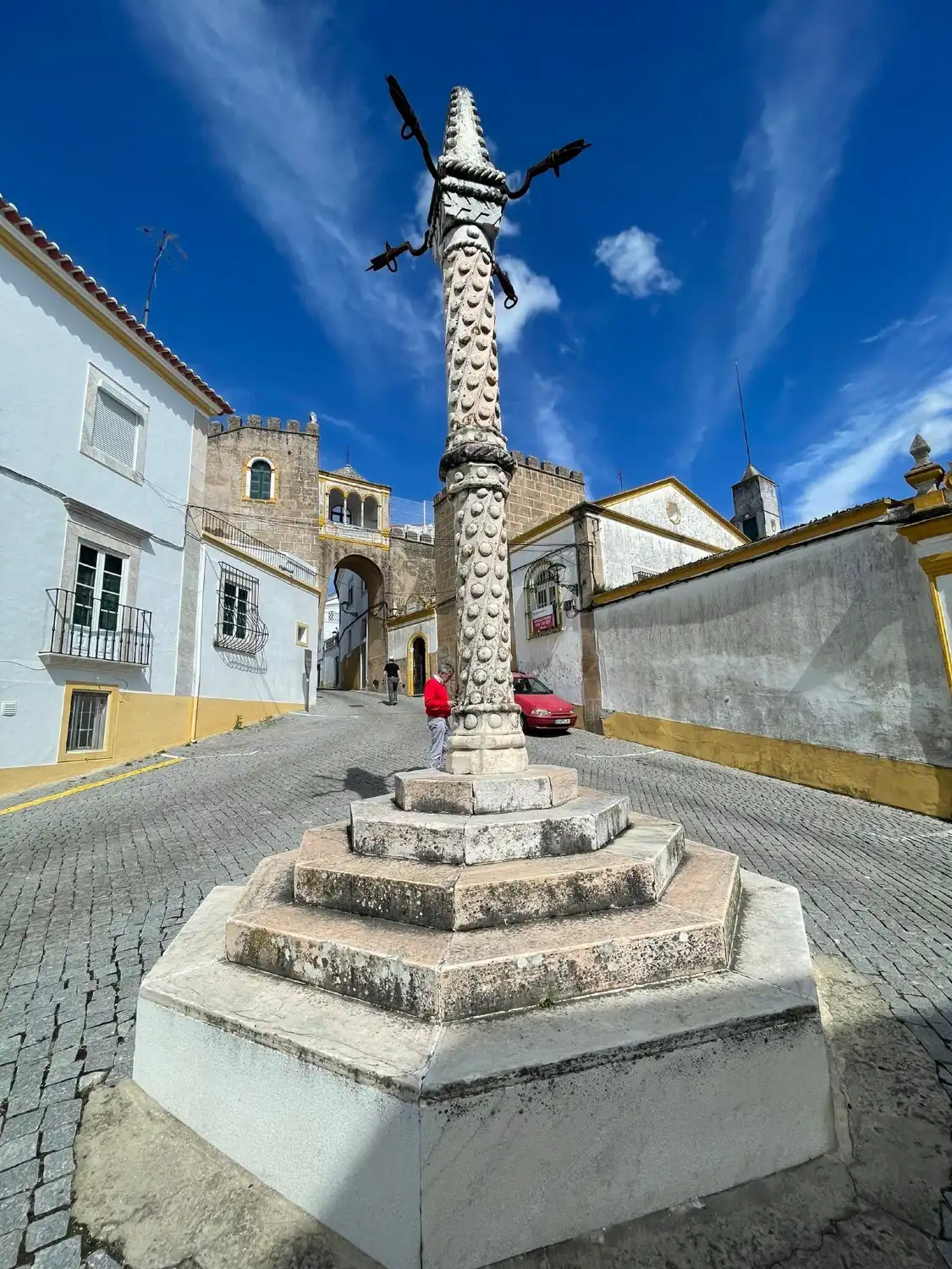 Hotels near Arco de Santa Clara