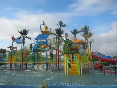 สวนน้ําดาวน้อย