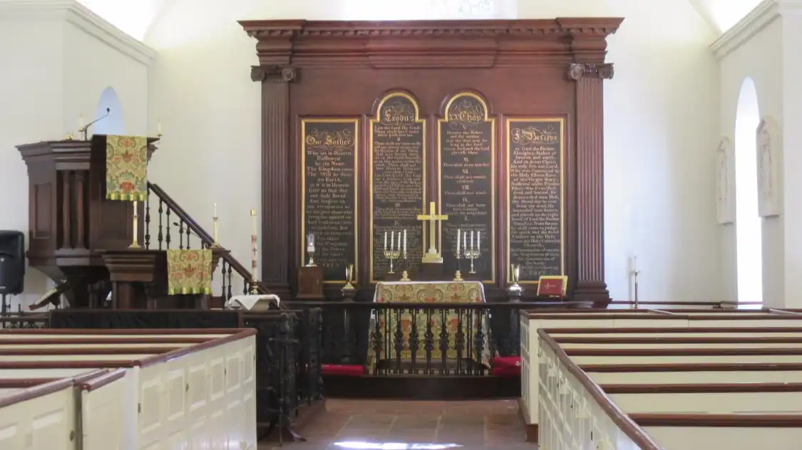 Hotels near Old St Andrew’s Parish Church