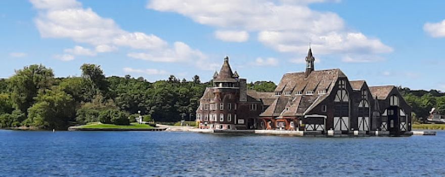 Thousand Island Cruises