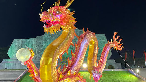 Quảng Trường Hồ Chí Minh