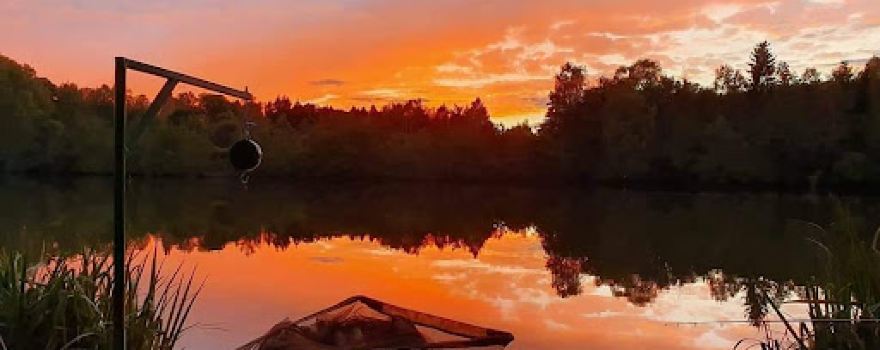 Lac Charmant