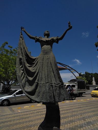 Monument to Pola Becté