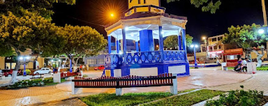 Plaza de Armas de Cerro Azul