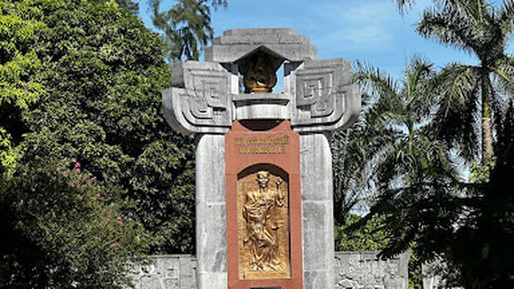 Xo Viet Nghe Tinh Museum