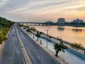 Riverfront Park