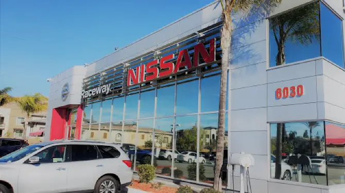 Raceway Nissan
