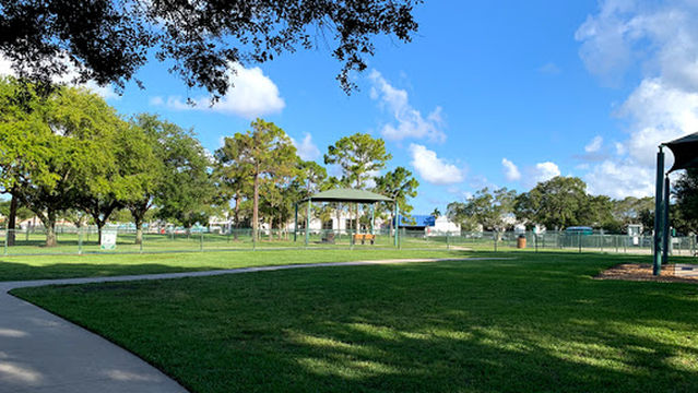 Mizner Bark Dog Park