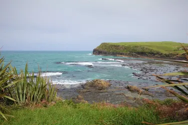 Curio Bay Cliffs
