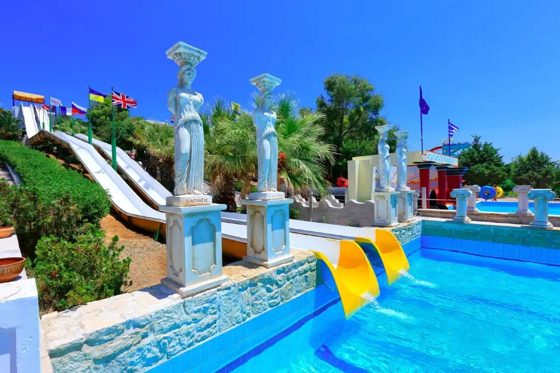 Hotels near Watercity Waterpark Crete