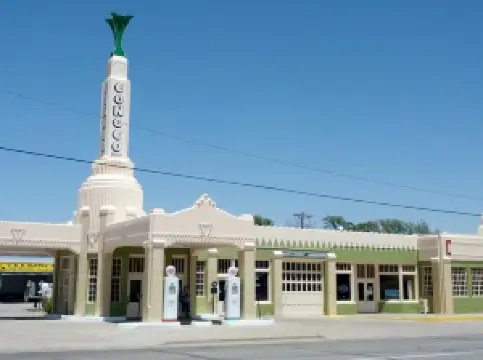 Conoco Tower Station & U-Drop Inn Cafe