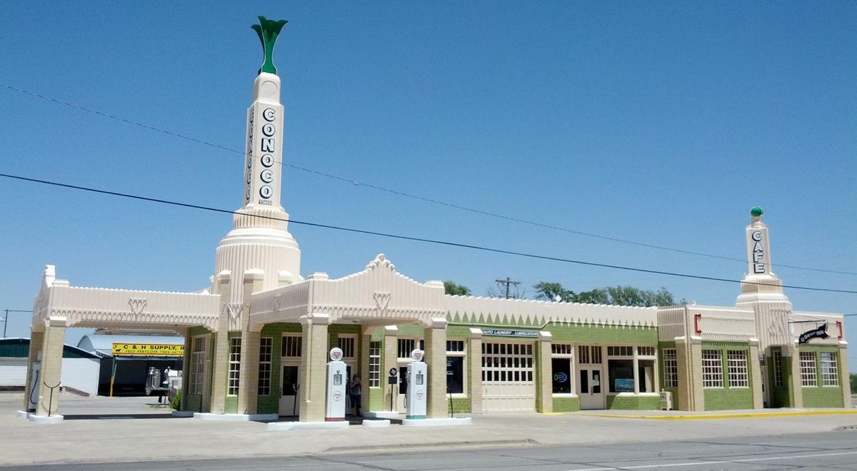Conoco Tower Station & U-Drop Inn Cafe