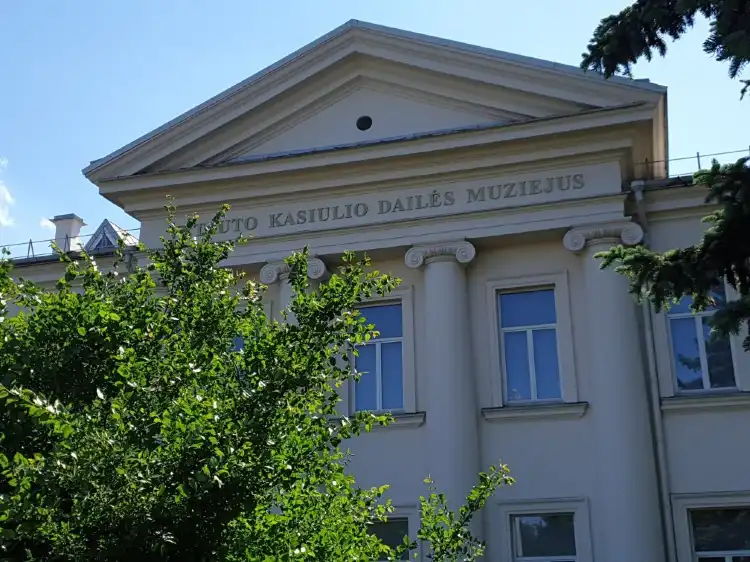 Hotel dekat Vytautas Kasiulis Art Museum