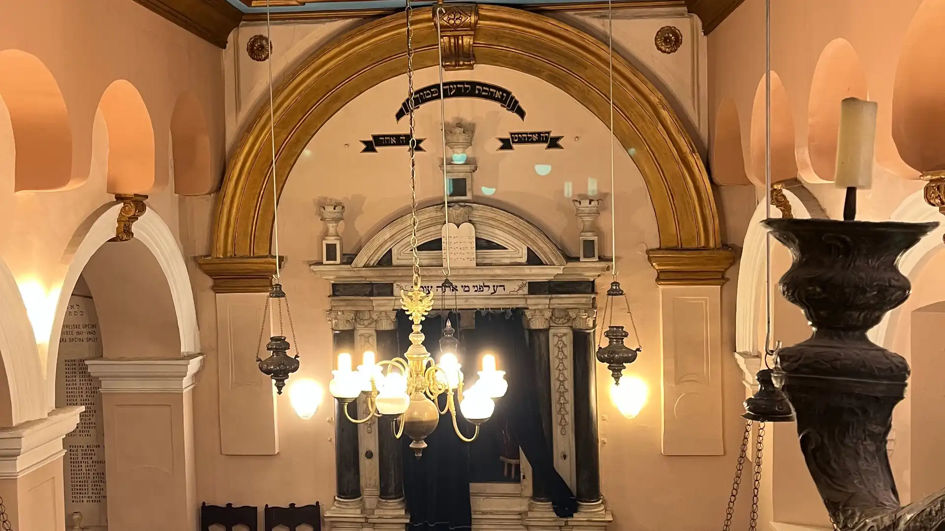 Split Synagogue附近的飯店