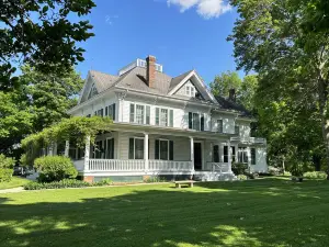Funk Prairie Home and Gem & Mineral Museum