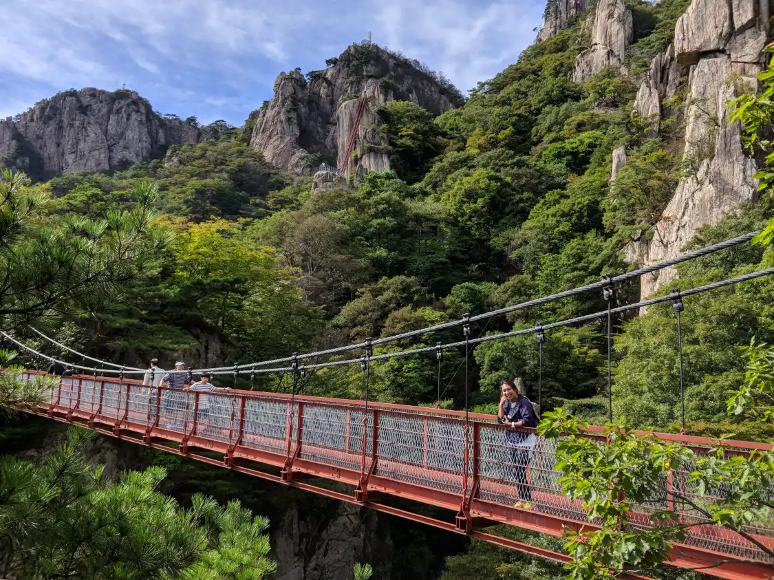 Hotels near Daedunsan Recreation Forest