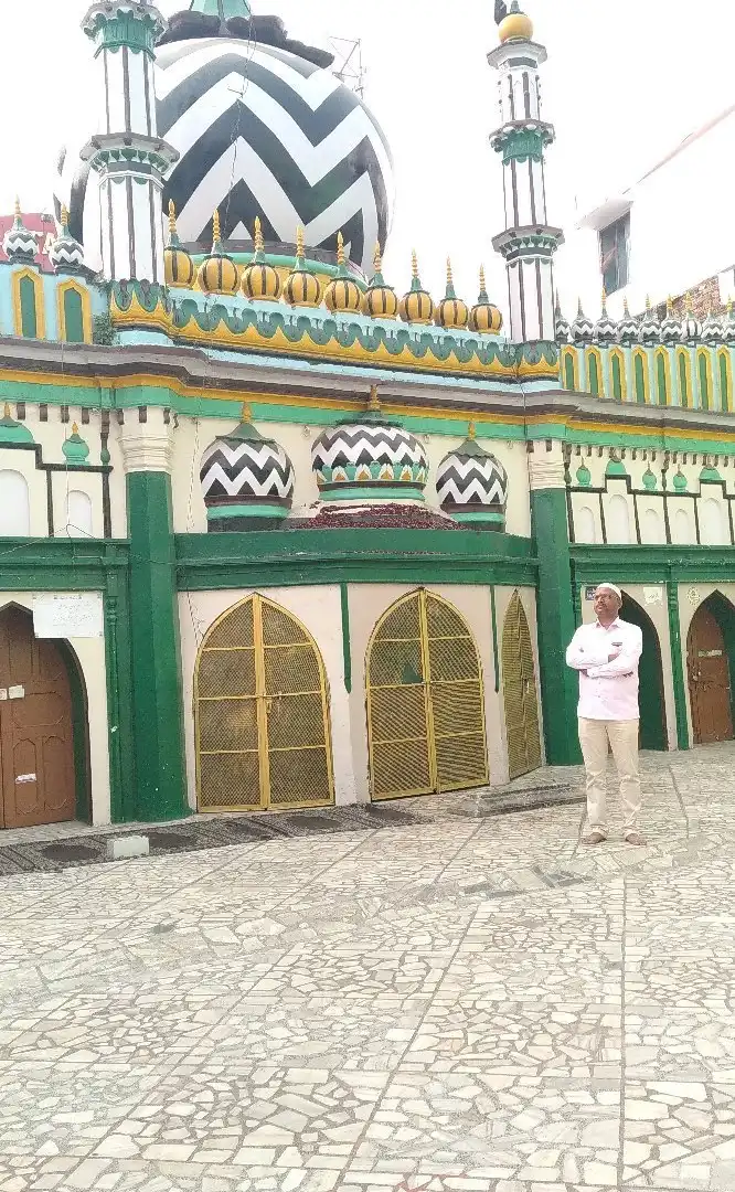 Hotels near Dargah E Aalahazrat Bareilly Sharif