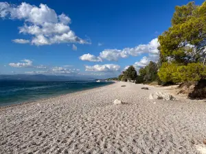 Kineta Beach