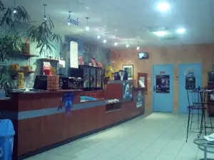 Emeraude Cinemas
