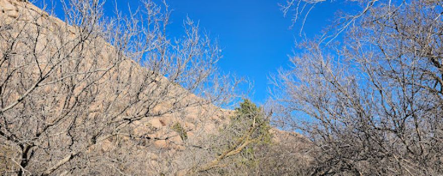 Baldy Point Climbing Area Trailhead