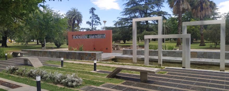 Plaza Central Gral. Don José de San Martín