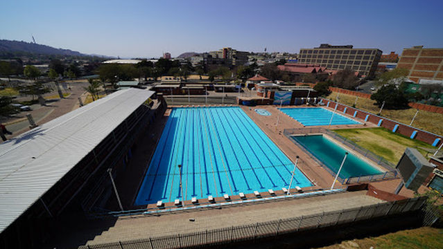 Ellis Park Swimming Pool