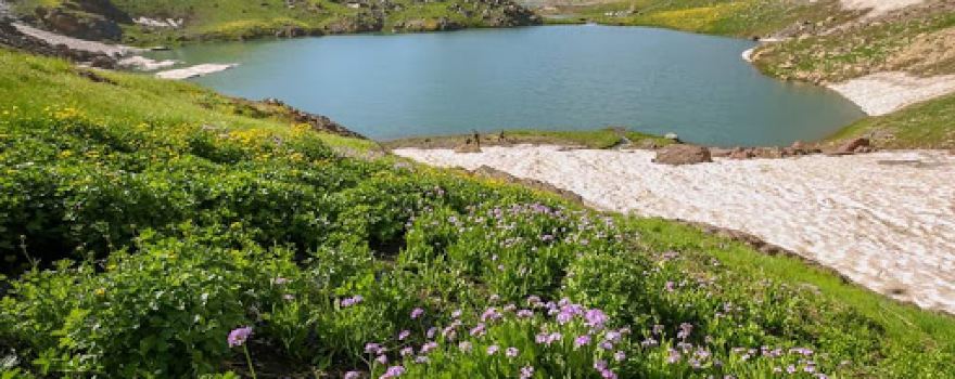 Hakkari Cilo Sat Gölleri