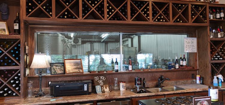 Blue Ostrich Winery & Vineyard