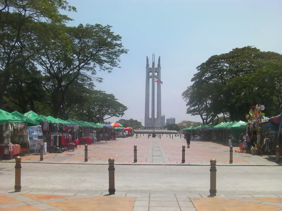 5_Quezon Memorial Circle