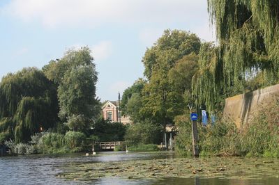 Brabanthallen Exhibition Centre
