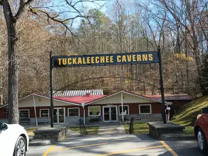 Tuckaleechee Caverns