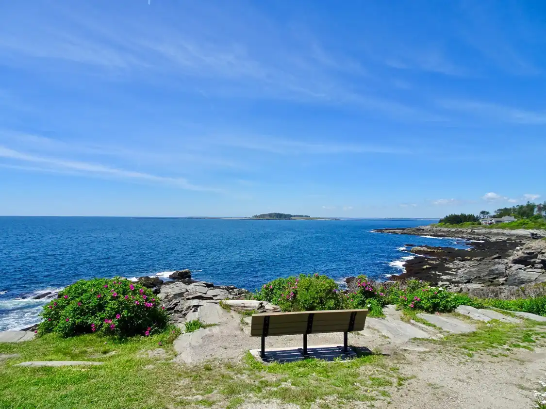 Hotels near Two Lights State Park