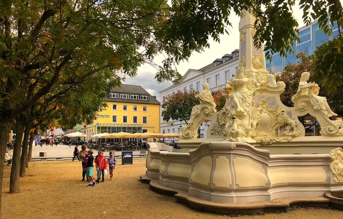 Hotels near Kornmarkt