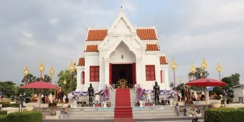 King Naresuan the Great Shrine