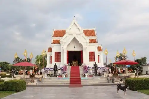 Hotels near King Naresuan the Great Shrine