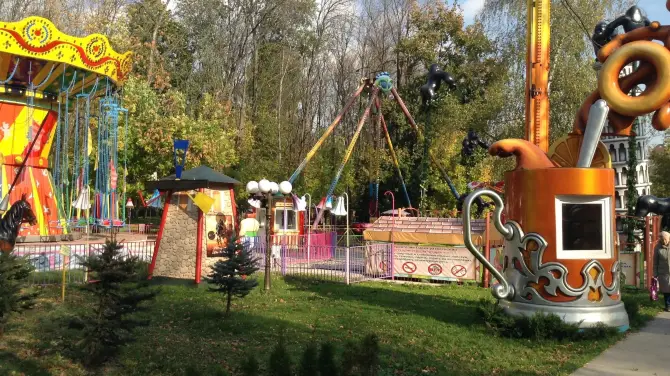 4_AV-Park