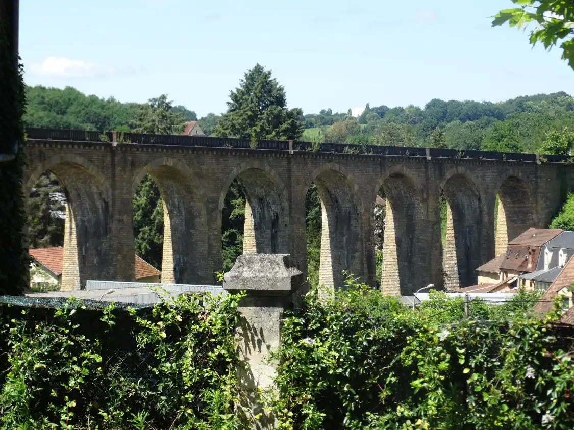 Hotels near Viaduc de Sarlat-la-Caneda