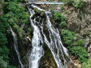 Homurlu Şelalesi