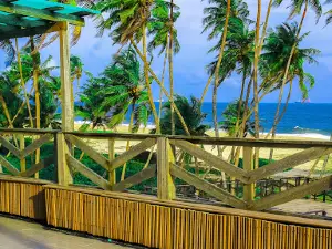 Hedge Resort
