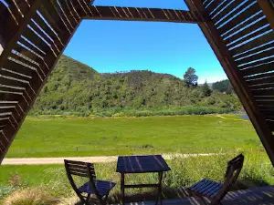 Mountain Valley Adventure Lodge