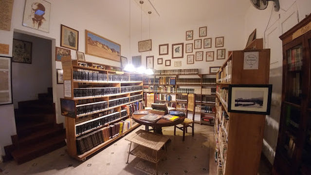 Biblioteca Huacachina