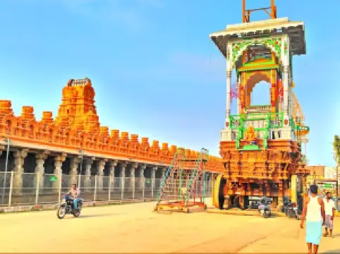 스리 스리칸텟와라 스와미 템플 앤드 닥시나 카시 난장구두