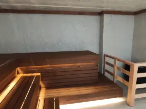 "Akvatsentr" Basseyn, Akvapark, Solyariy, Trenazhernyy Zal, Sauny, Bani