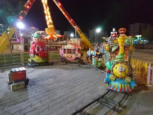Medland Luna Park